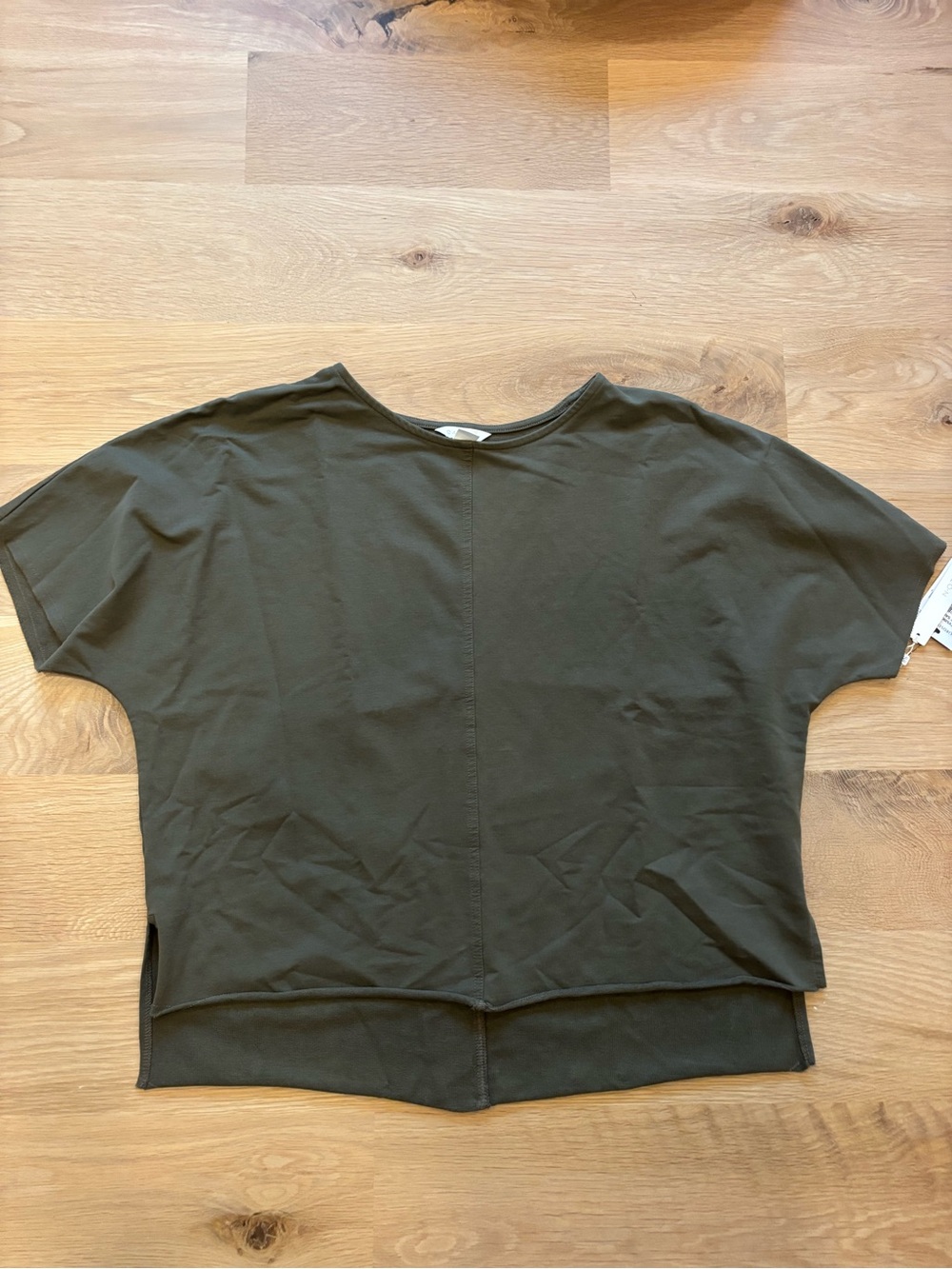 Oversized High-Low Dolman Sleeve Top – Olive Sarma – Size S – NWT